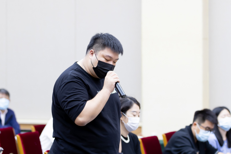 国际在线记者.jpg