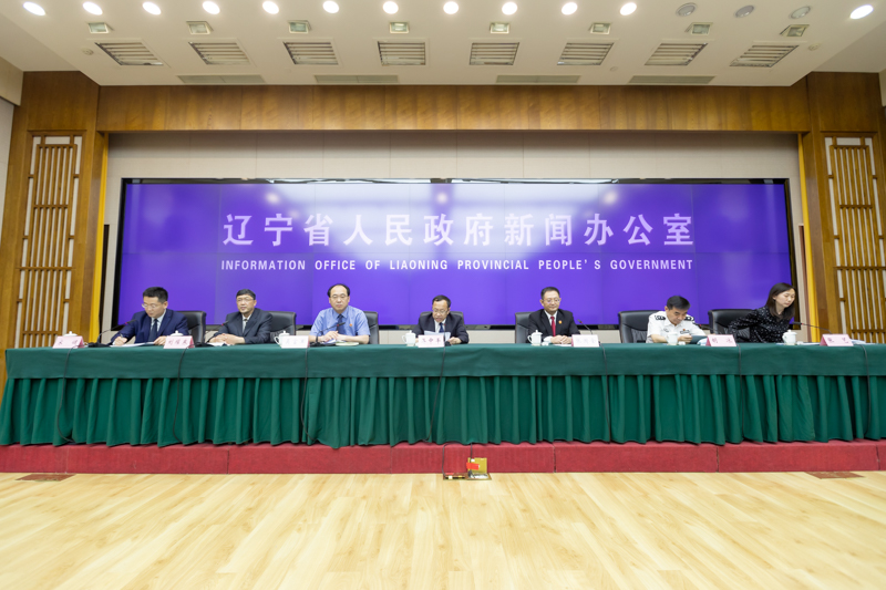新闻发布会现场（一）.jpg