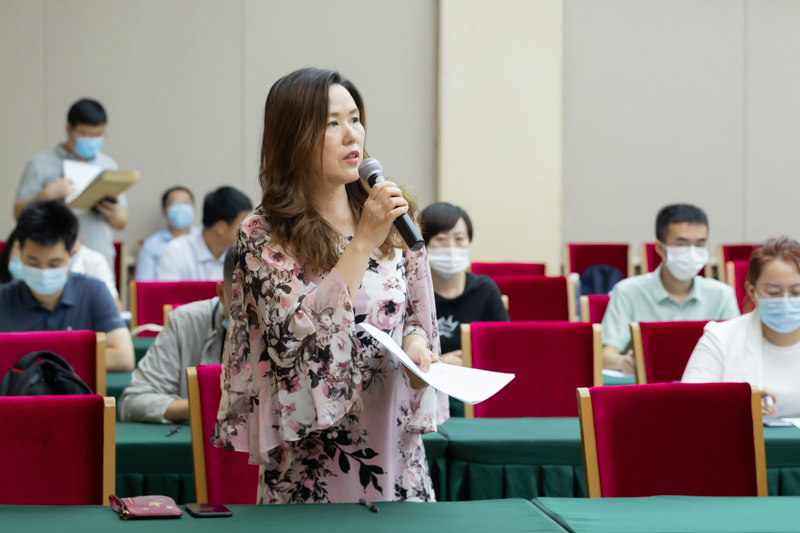 科技日报记者.jpg