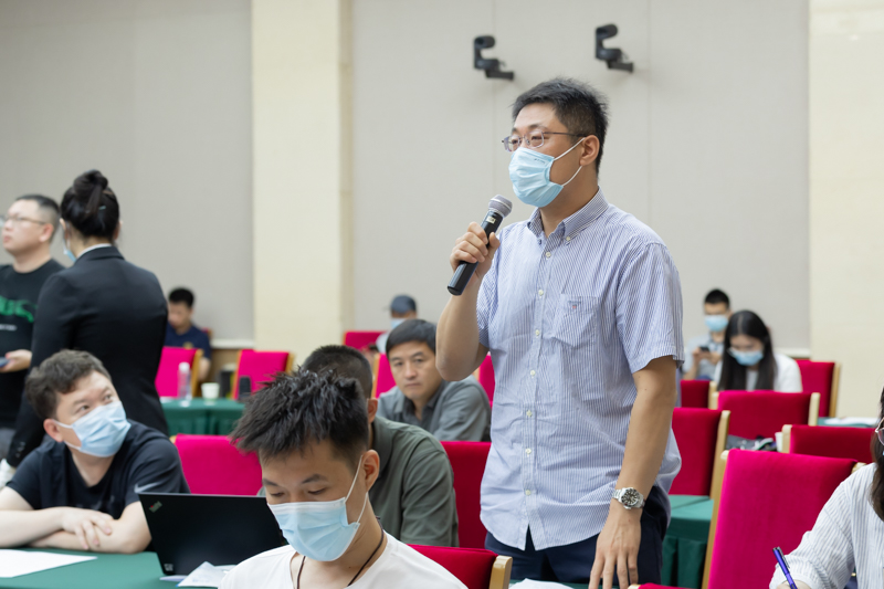 辽宁电视台记者.jpg