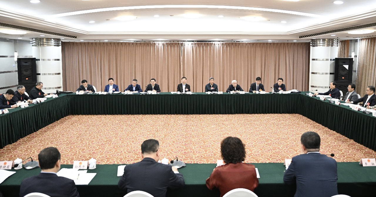 辽宁代表团分组审议政府工作报告 许昆林王新伟杨晓超郝鹏侯建国参加