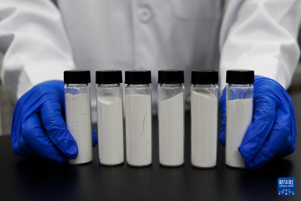 光催化分解水制氢研究取得重要突破