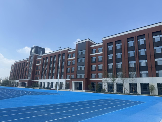 沈阳市第三十一中学中德园校区。姜月恒 摄