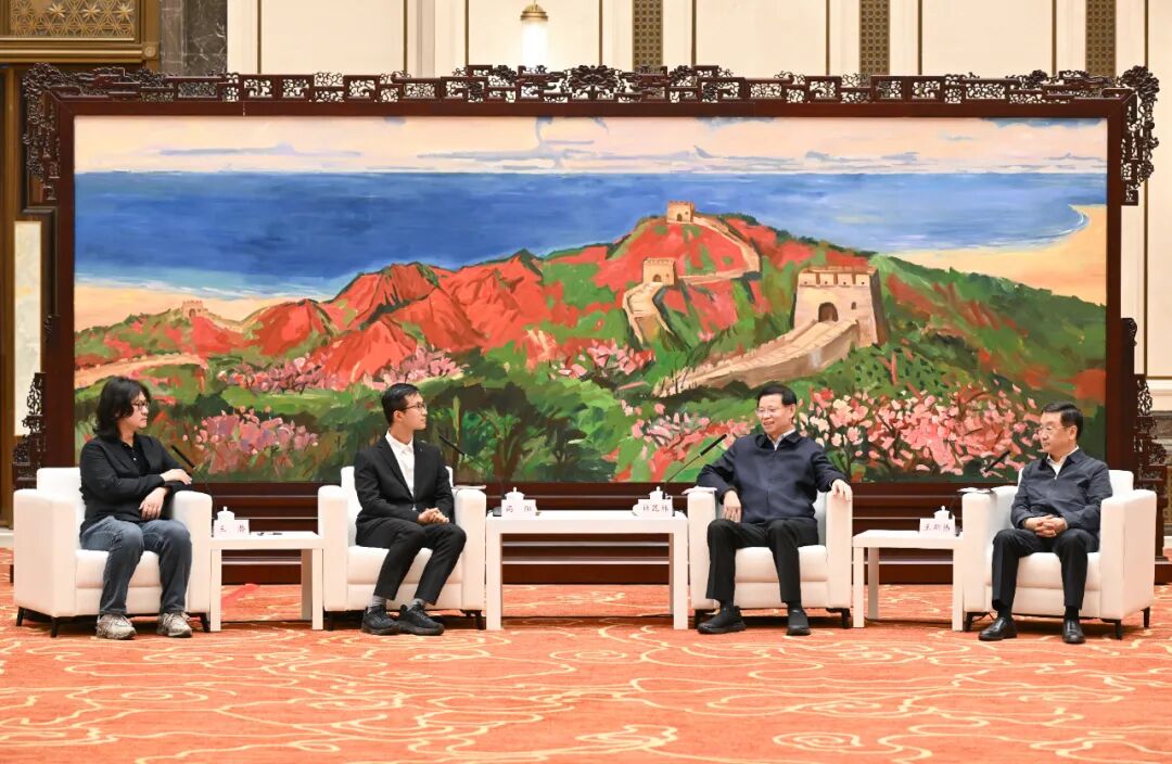 许昆林王新伟会见东北育才校友青年科创领军企业家考察团一行