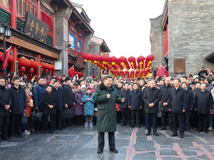 习近平春节前夕赴天津看望慰问基层干部群众 向全国各族人民致以美好的新春祝福 祝各族人民幸福安康 祝伟大祖国繁荣昌盛