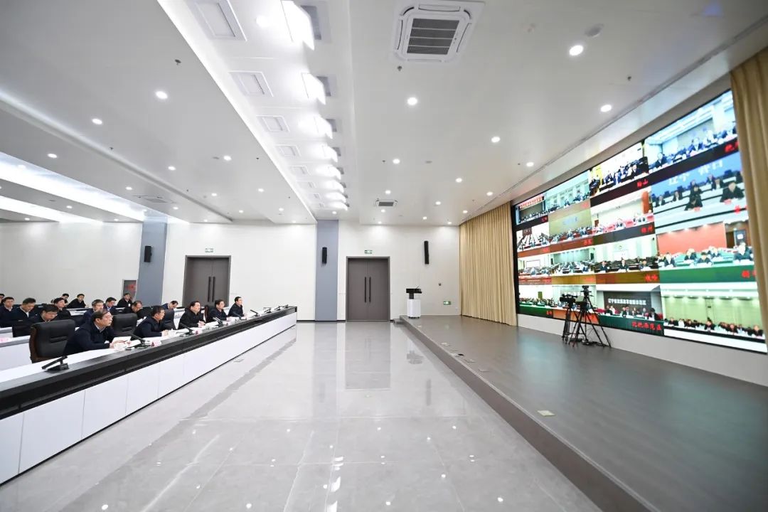 切实改进工作作风 狠抓安全责任落实 全面加强安全生产工作 确保社会大局和谐稳定