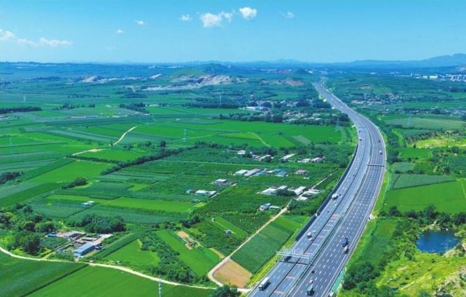 京哈高速改扩建工程北京方向通车