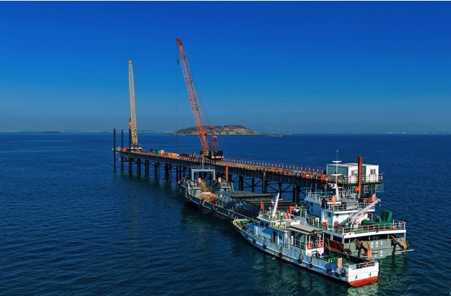 大连长海大桥全面加速建设