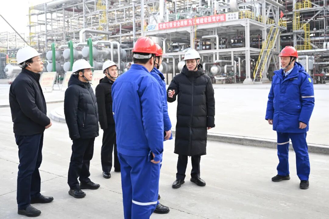 许昆林在盘锦调研