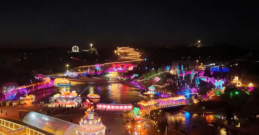 辽宁大连：游园赏灯趣味足 喜庆热闹年味浓