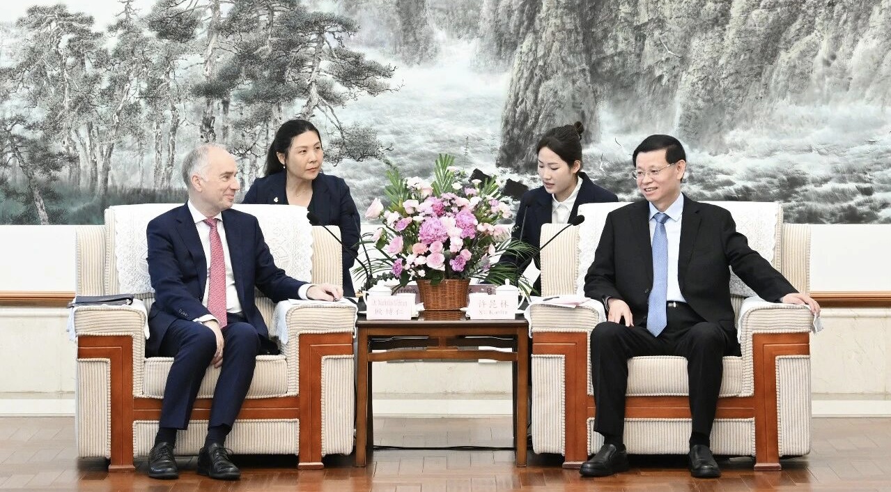 许昆林会见爱尔兰驻华大使欧博仁