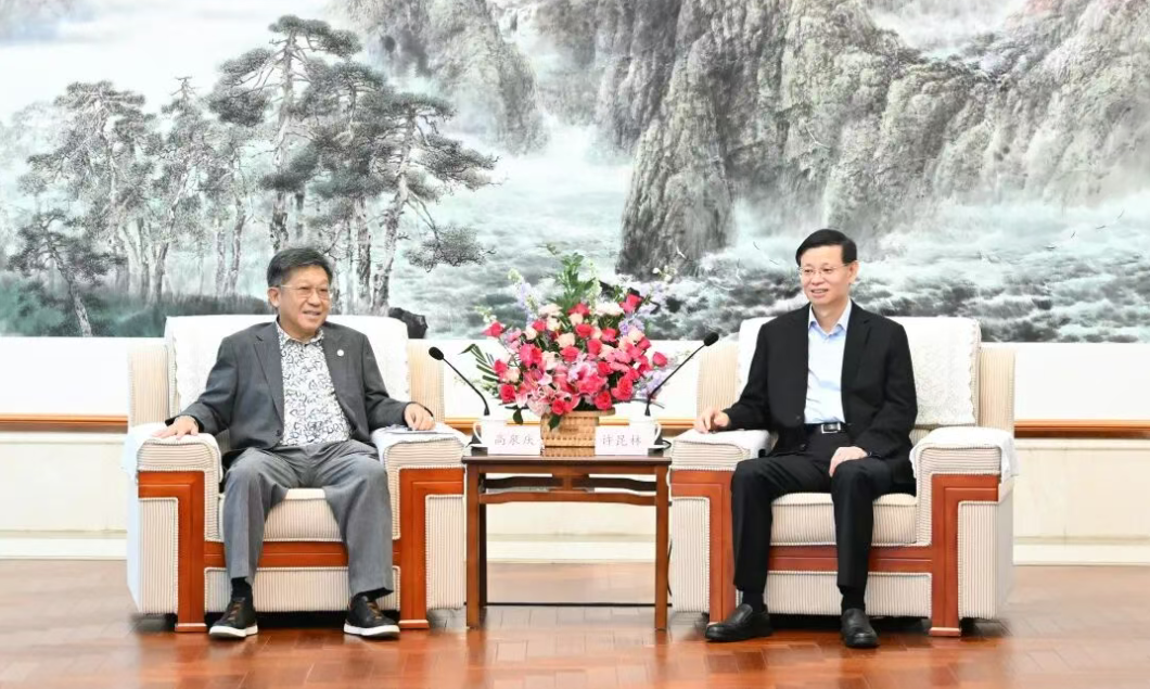 许昆林会见新加坡中华总商会代表团