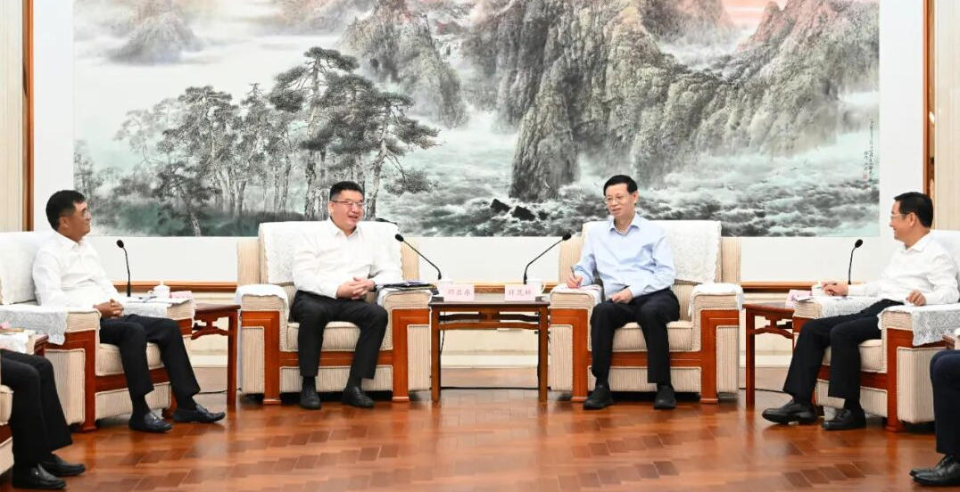 许昆林王新伟会见厦门象屿集团董事长邓启东