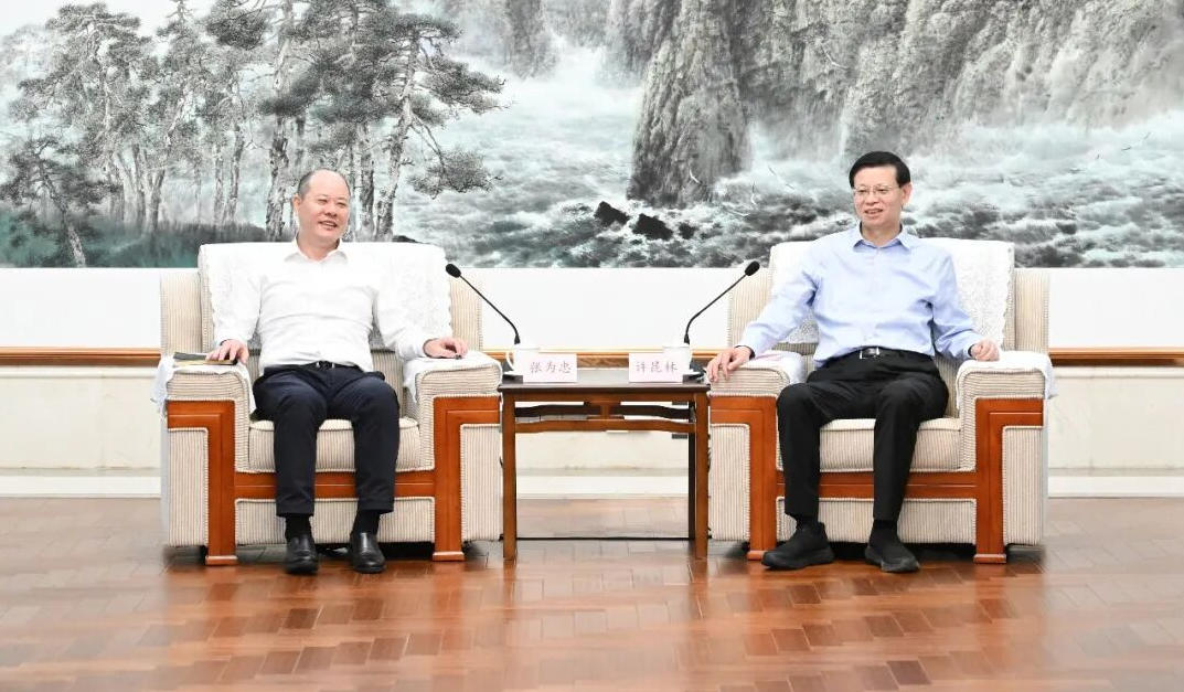 许昆林会见浦发银行董事长张为忠行长谢伟