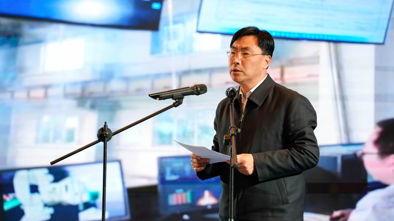 营口市委副书记、市长李军作城市推介。辽宁省委网信办供图